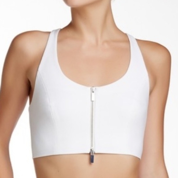 Elisabeth and James white vest - Picture 1 of 8